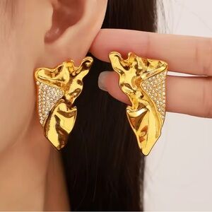 NEW Crystal Cascade Post Earrings Large Gold Alexis Bittar Solanales STYLE S04